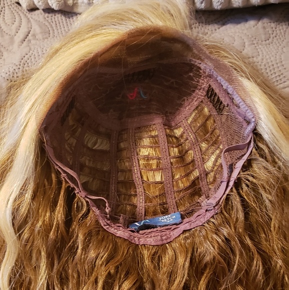 Vivica Fox Synthetic Wig NWOT - Picture 4 of 8